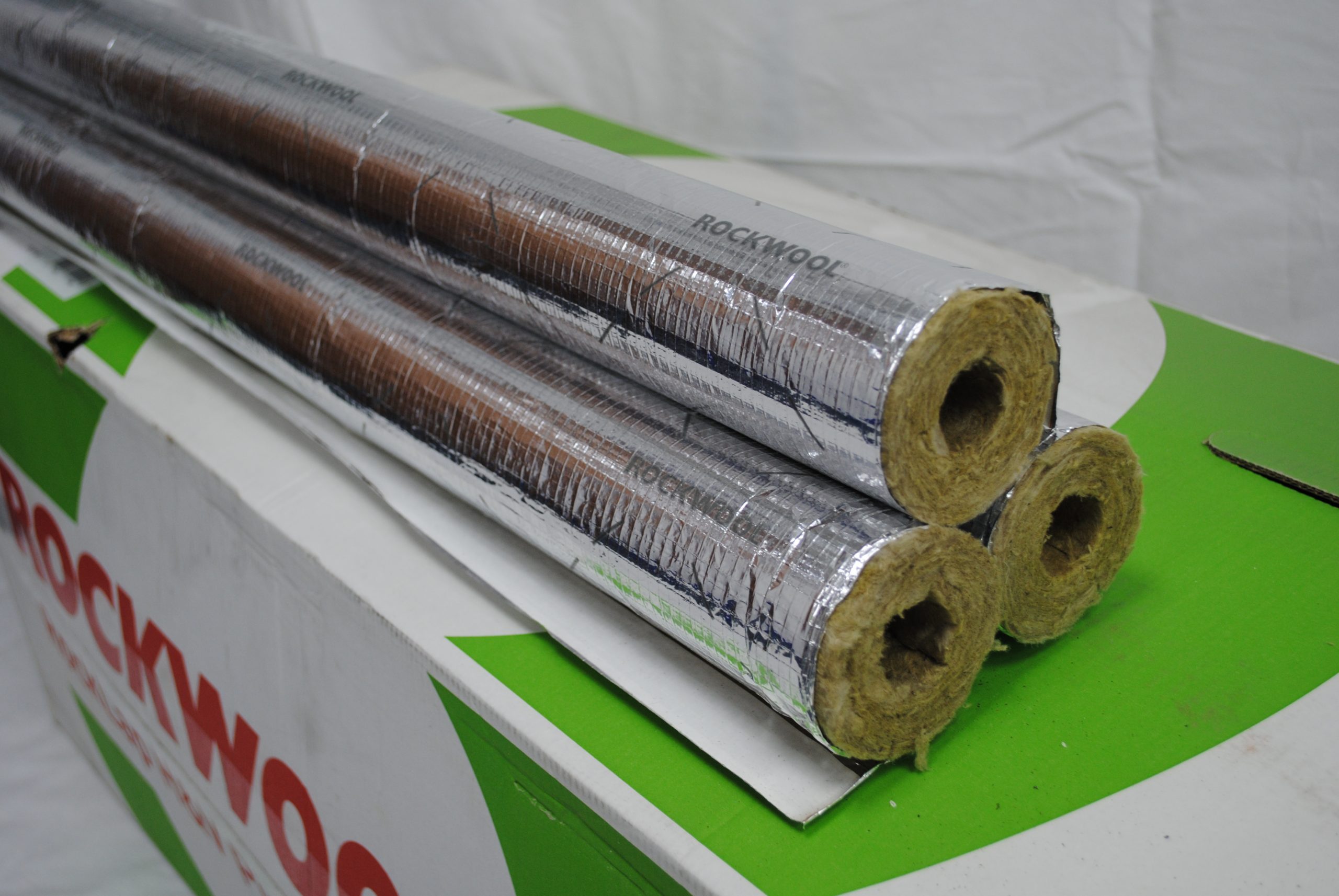 عزل مواسير صوف صخري بالرياض عزل مواسير صوف صخري بالرياض | شركة كيان للمقاولات